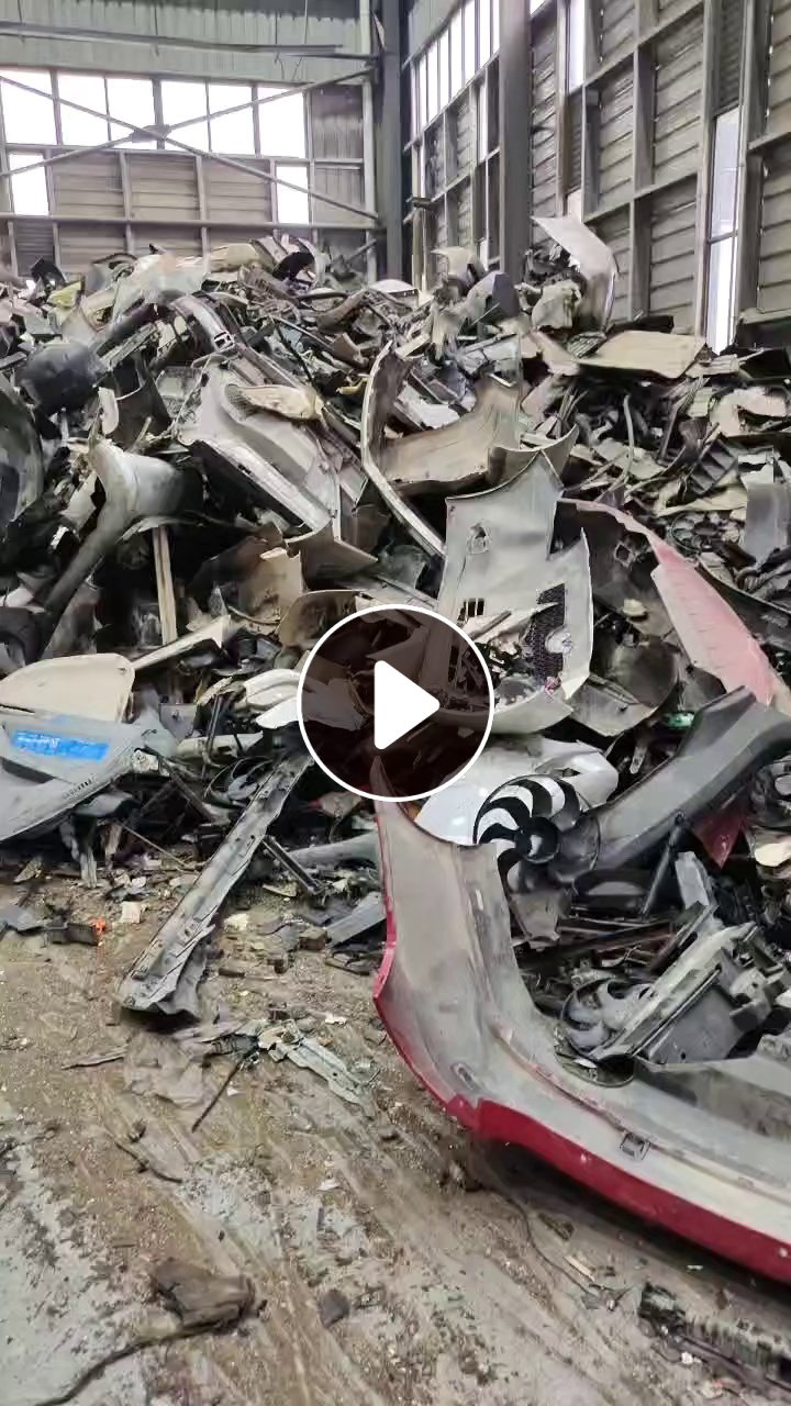 出售汽车内饰的毛料，汽报废车拆解