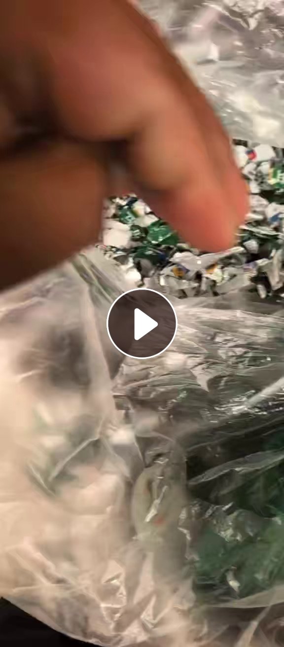 出售感冒冲剂包装袋粉碎料，可炼油，长期有货