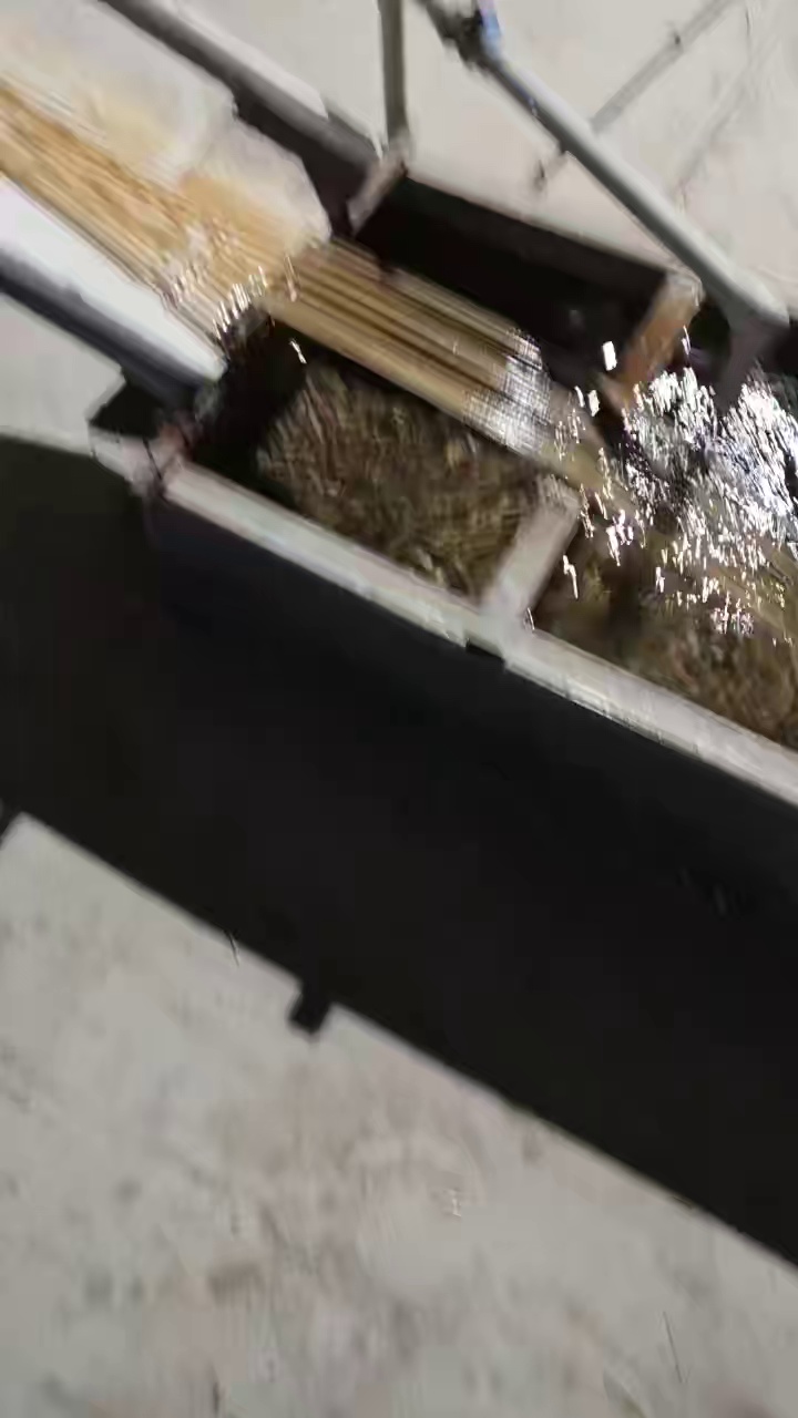 出售eps泡沫颗粒，月供30吨，小机料