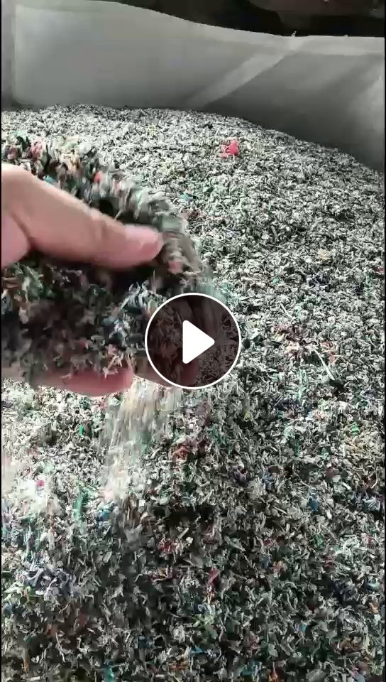 出售电线皮破碎下来的PP.PE上漂料，月供1000吨，有3种档次