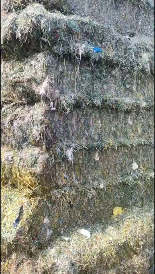  常年出售杂色编织袋破碎料，现货一挂车