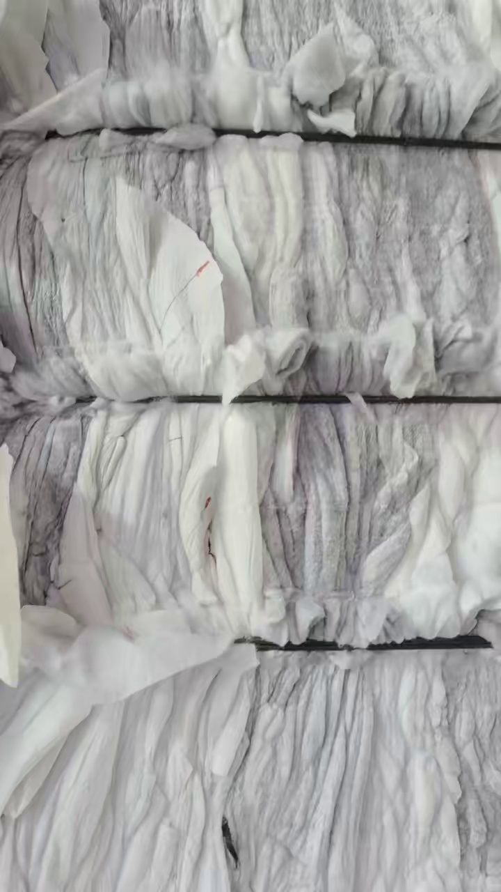 长期出售pet复合pp无纺布，涤丙无纺布，50涤50丙，现货五十多吨