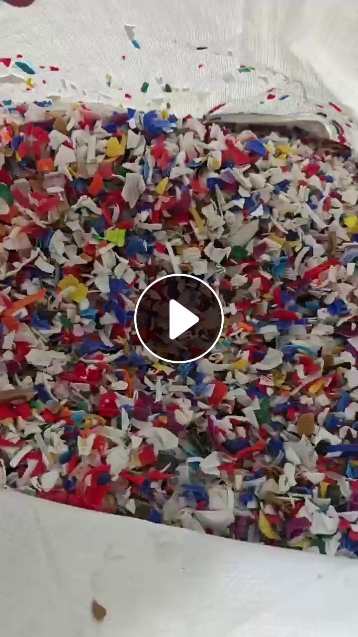 出售HDPE瓶盖破碎料，杂色，清洗甩干直接上机，现货30吨