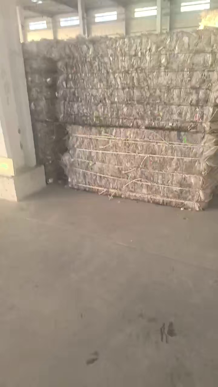 出售纯餐盒压块，现货20几吨