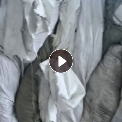 长期出售纯棉涤棉梭织布，本白漂白都放在一起，统货出，每个月有20多吨，货在安徽六安