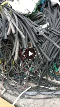 出售PVC电缆皮电线皮毛料，现货几吨