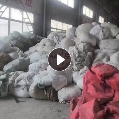 长期出售涤纶大块布，都是两三米以上的长度，可以做工程被，每个月有5车9米6