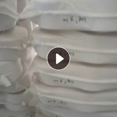 出售环锭纺下来的纯棉纱线，纯棉棉纱，库存纱线，21支的，12个轴子一包，现货35吨