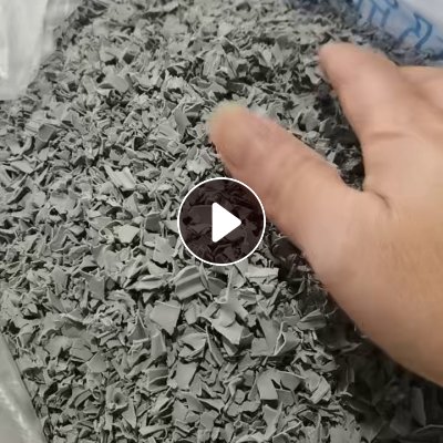 出售PVC冰箱密封条破碎料，现货5吨左右