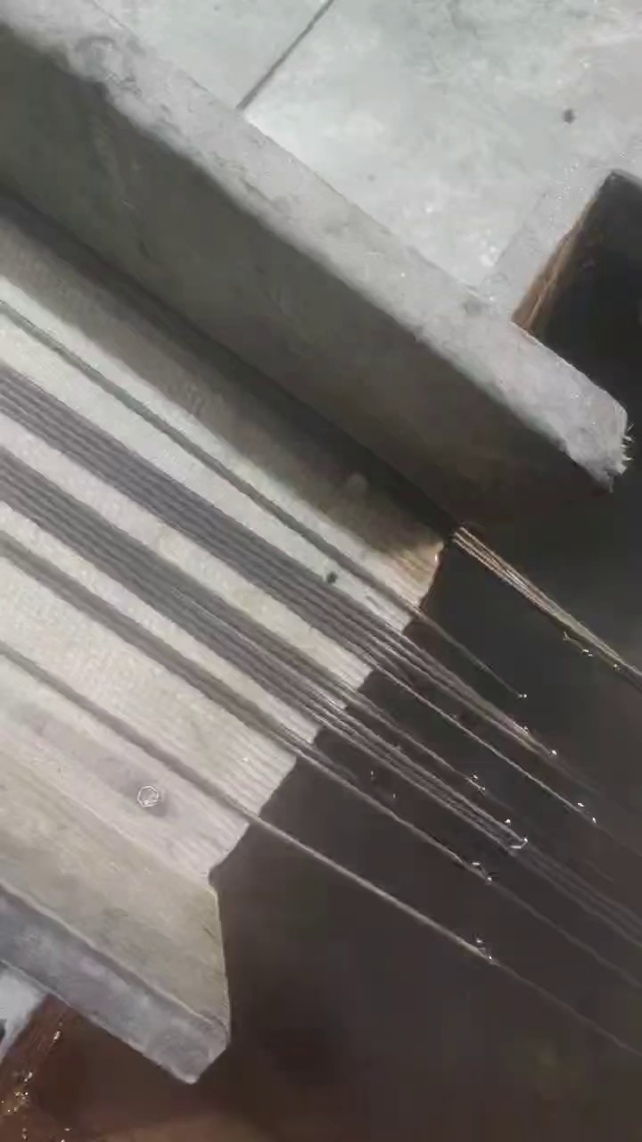 长期出售PVC地毯丝颗粒