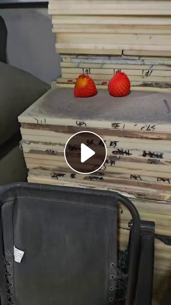 出售尼龙刨花，是尼龙板材下来的，现货4吨多