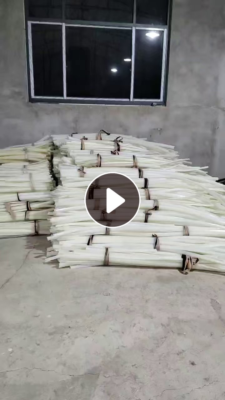 出售海缆皮剥好的白条，现货十几吨，也有黑条