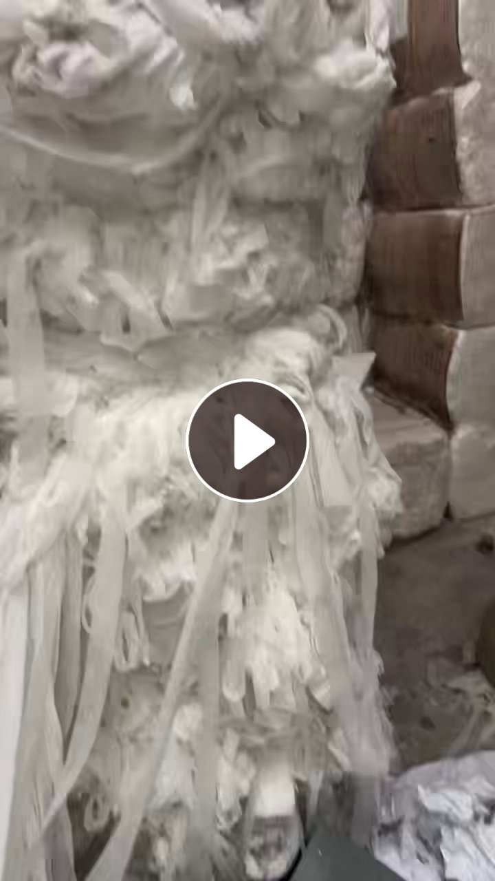 长期出售热风无纺布，无纺布边角料，现货40吨