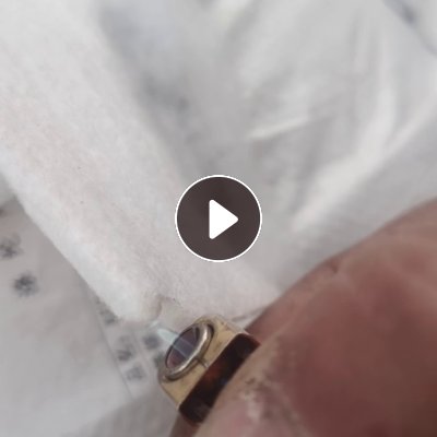 出售丙綸針刺無紡布邊角邊角料，白色有30噸，黑色有15噸左右，可以造粒用，貨在河北保定