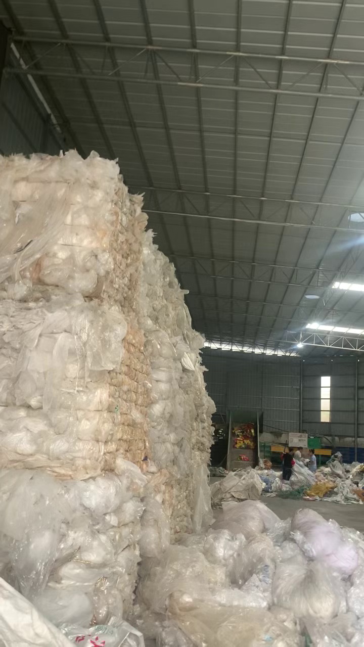 出售一级水洗高压膜，月供100来吨