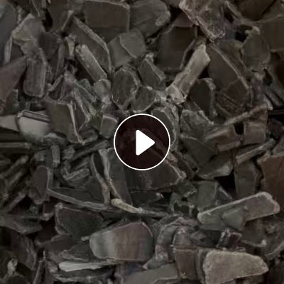 出售退漆保险杠破碎料，月供300吨