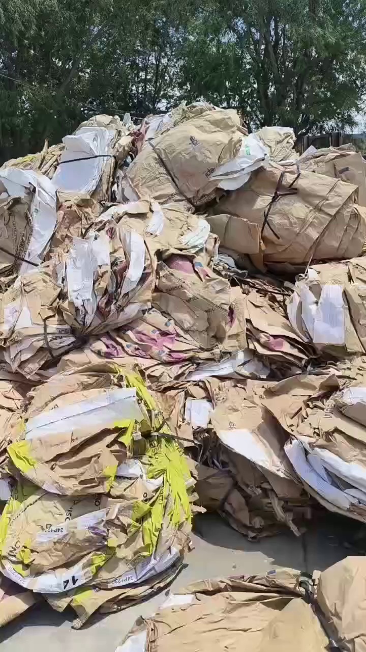 长期出售纯牛皮纸袋废料，有奶粉纸袋和食品纸袋