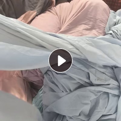 长期出售涤纶大块布，都是两三米以上的长度，可以做工程被，每个月有5车9米6