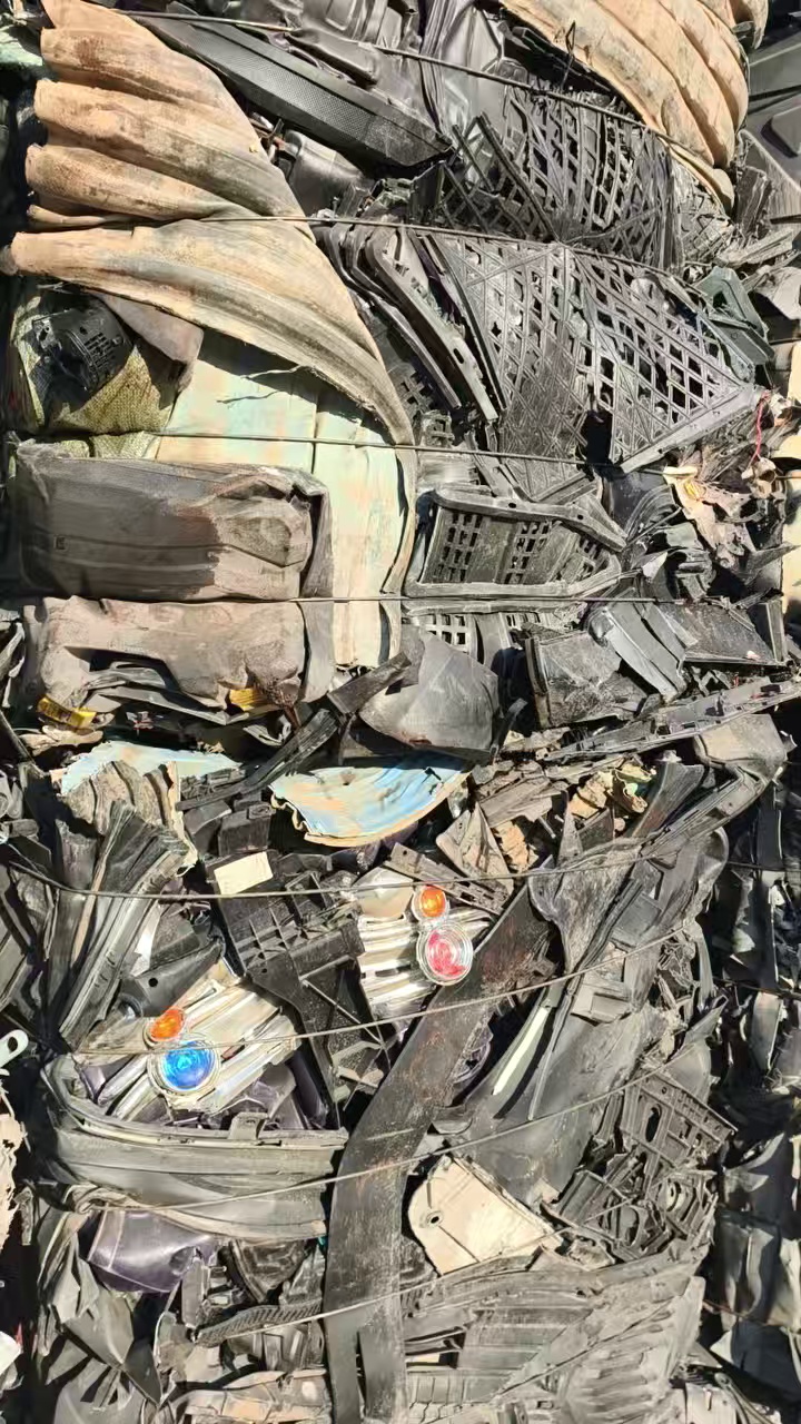 出售黑丙压块，没有响料，现货10几吨