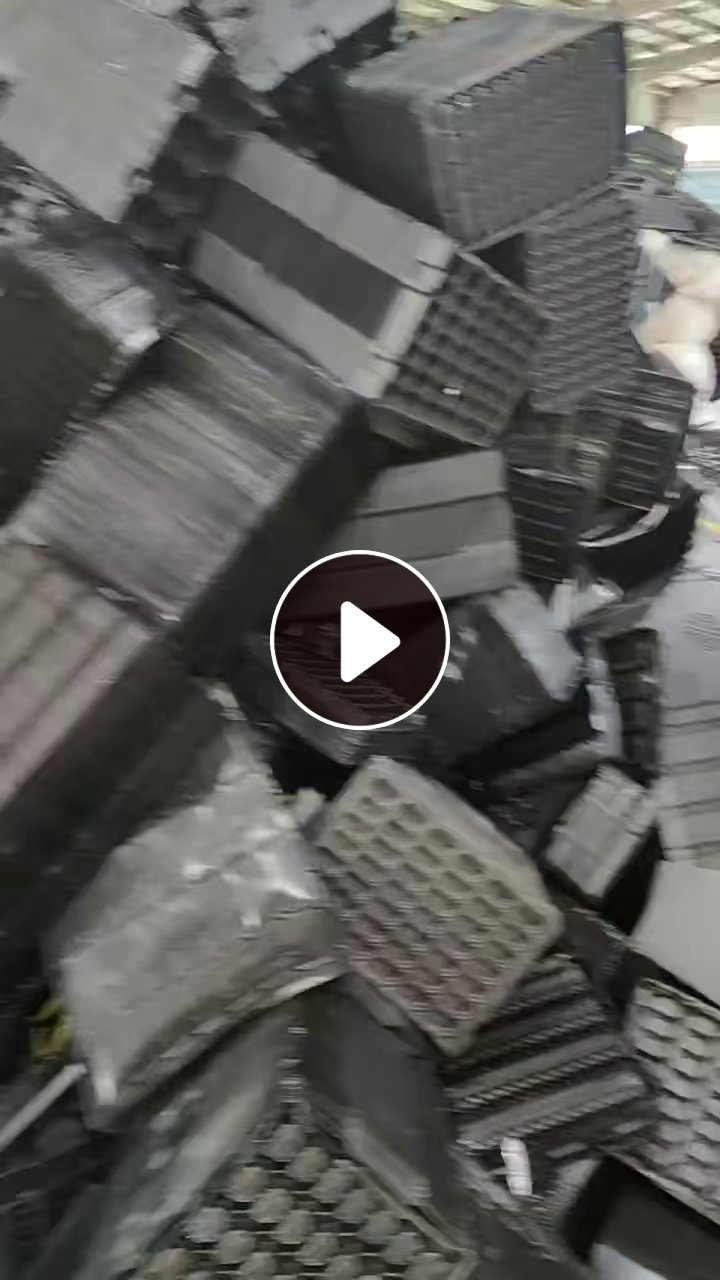 求购PS吸塑盒毛料，长期有需要，要黑色的，用来破碎