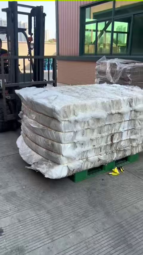 长期出售达利园食品厂下来高低压混合膜，无标签无杂质