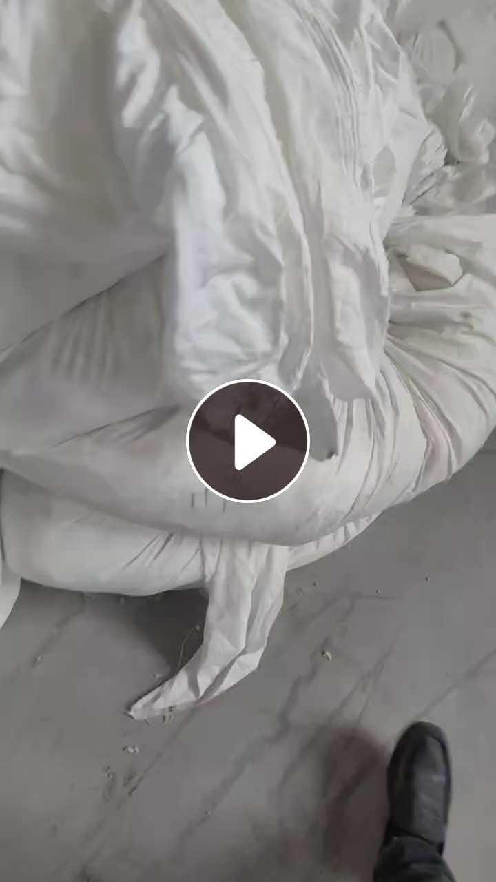 长期出售涤纶废布，涤纶布块，白色跟花色统货出，白色居多，可开花可造粒，月供50吨，货在江苏宿迁