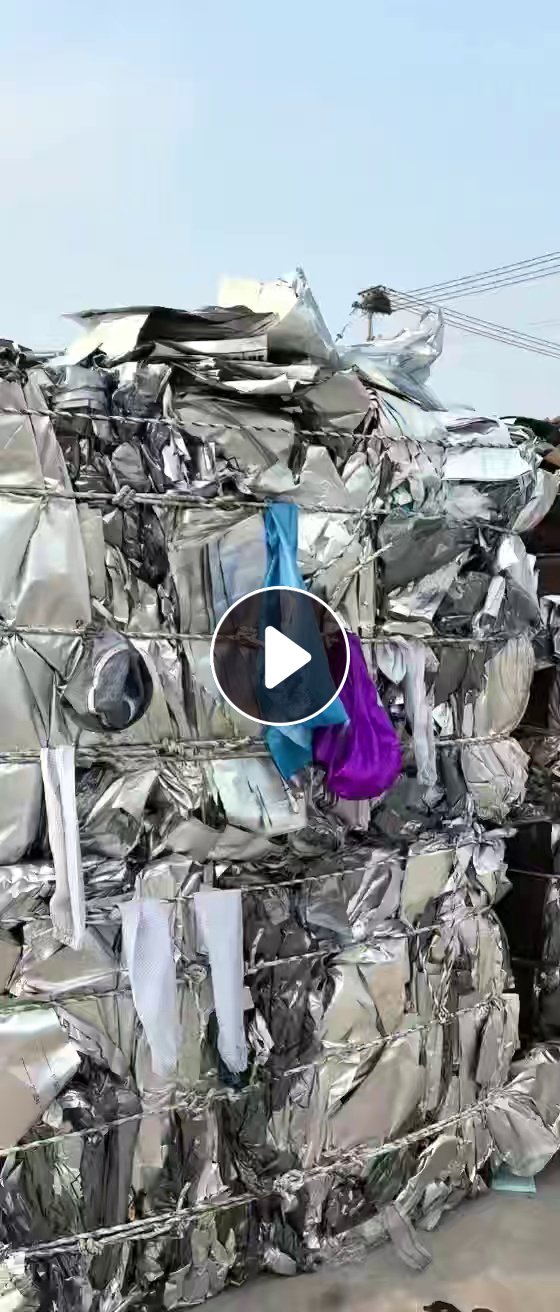 大量出售电子厂铝塑膜废料，现货50吨左右