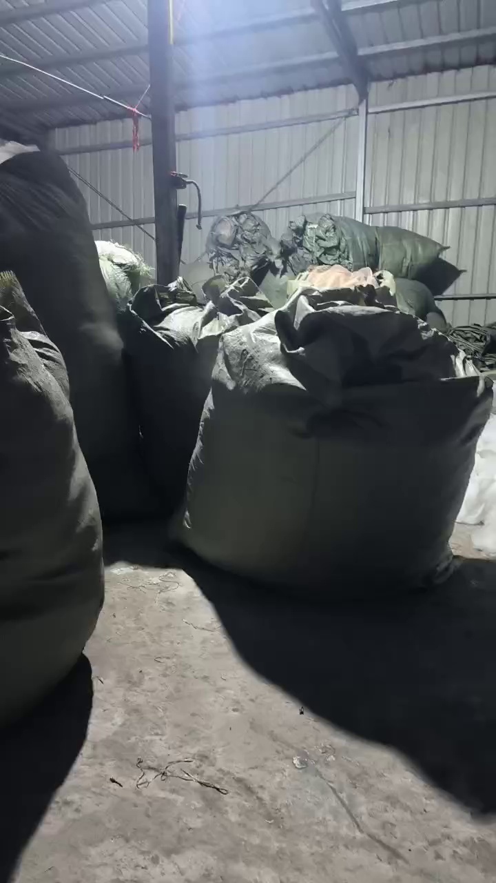 长期出售锦纶废布，尼龙废布，锦氨废布，花边等，货在福建福州