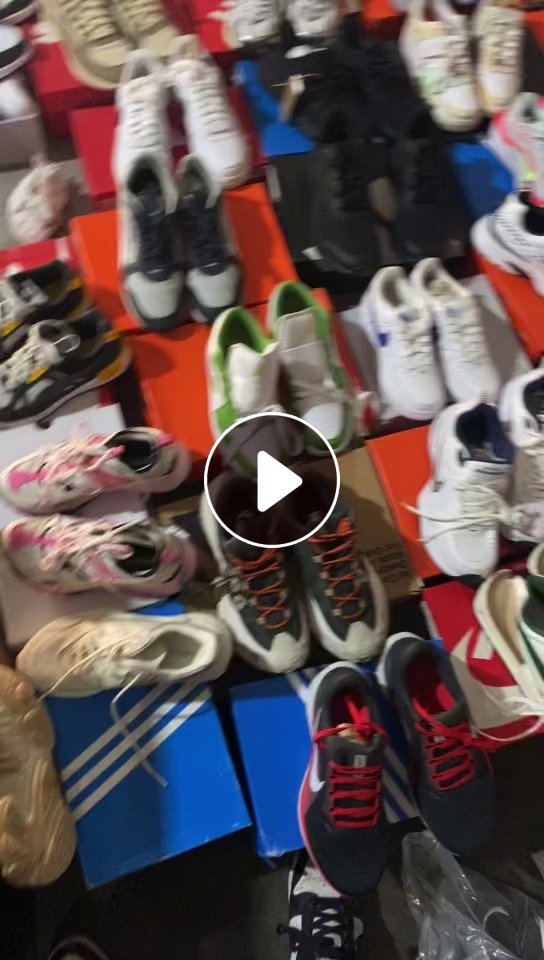 出售新鞋子，库存鞋子，品牌鞋，客户保真，现货有6000多双，货在浙江杭州