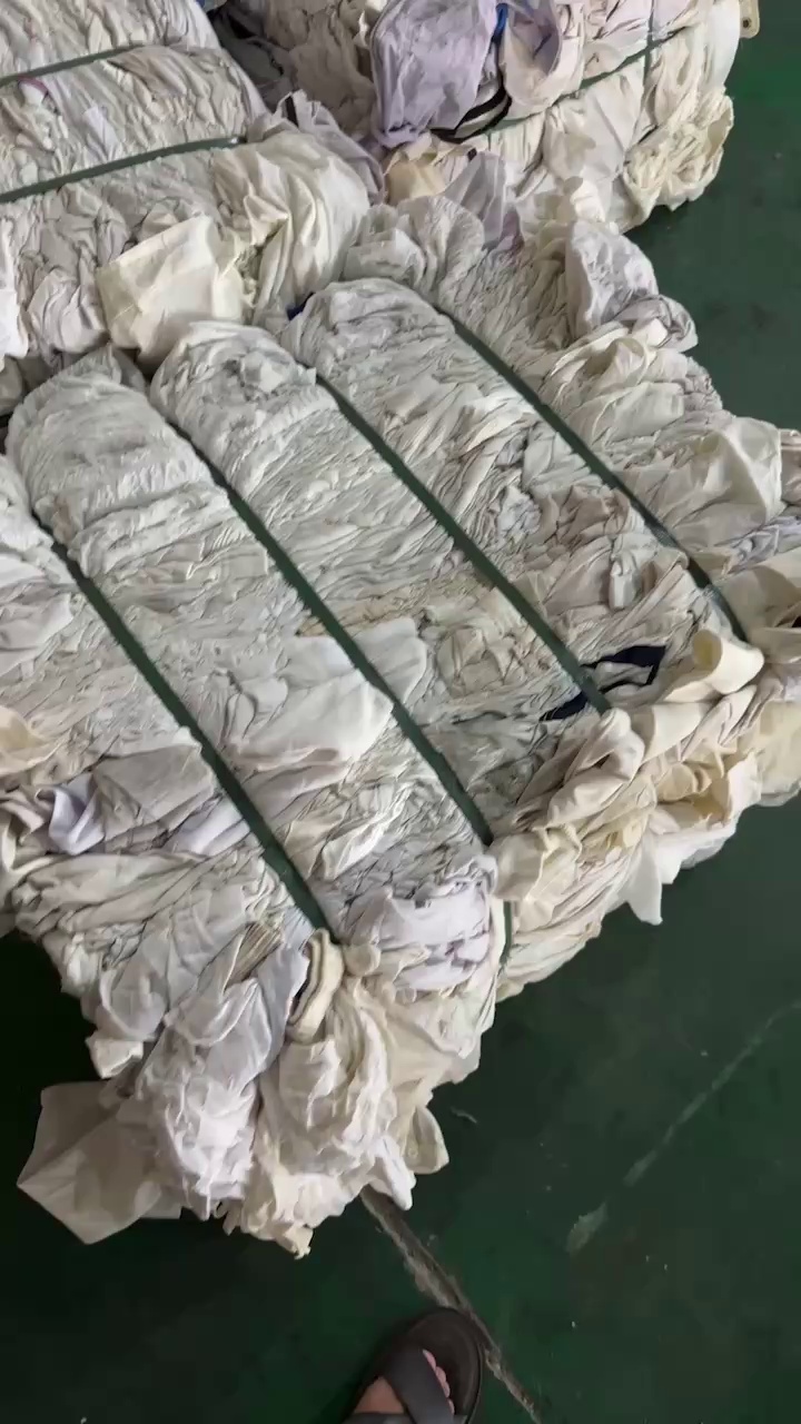 长期大量出售全品类旧衣服分拣货，厂在广东广州