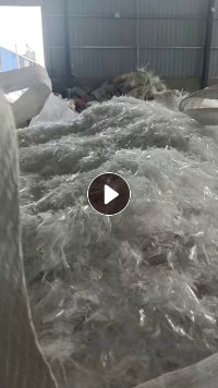 出售水粉透苯破碎料，透苯板材破碎料，透苯杯子破碎料，现货一起够车