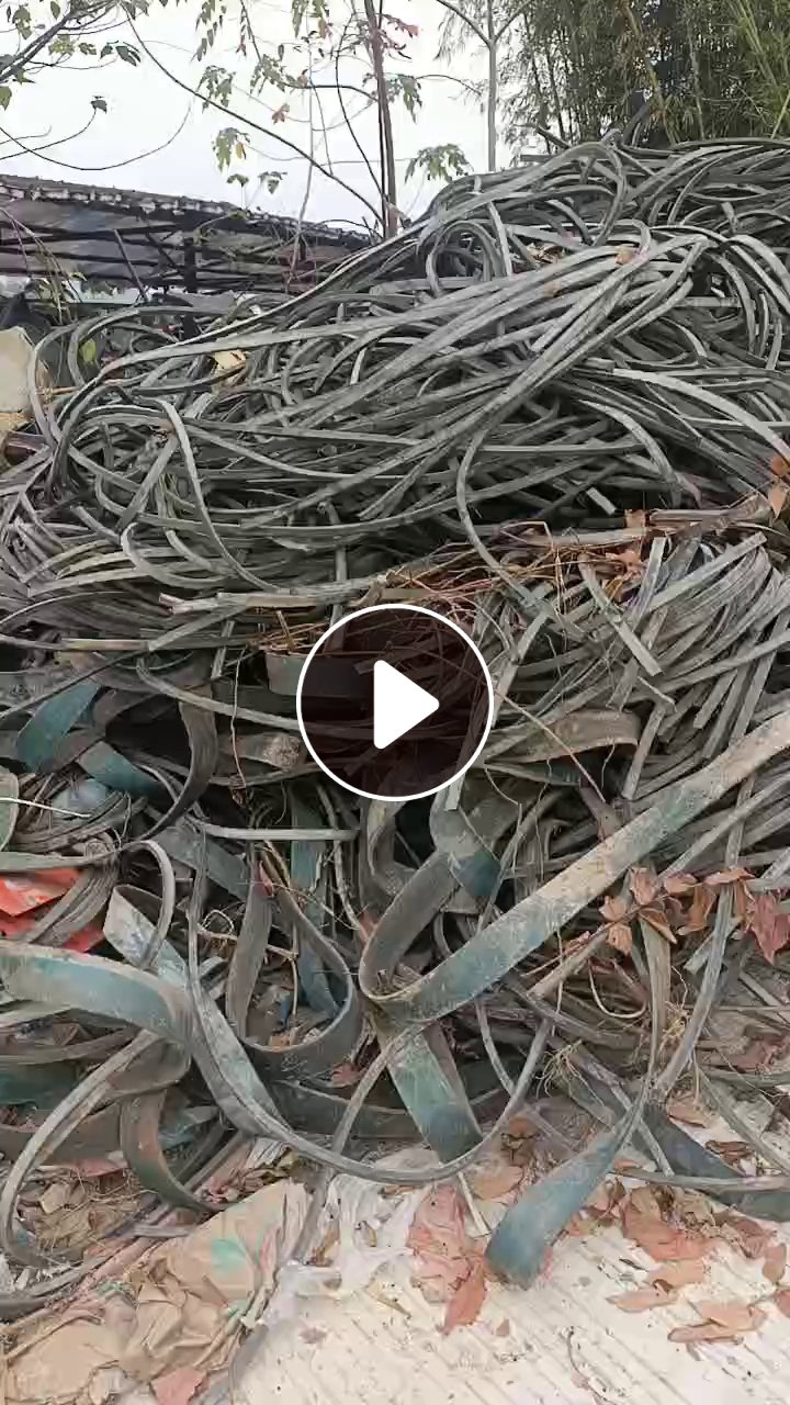 出售橡胶三角带和输送带废料