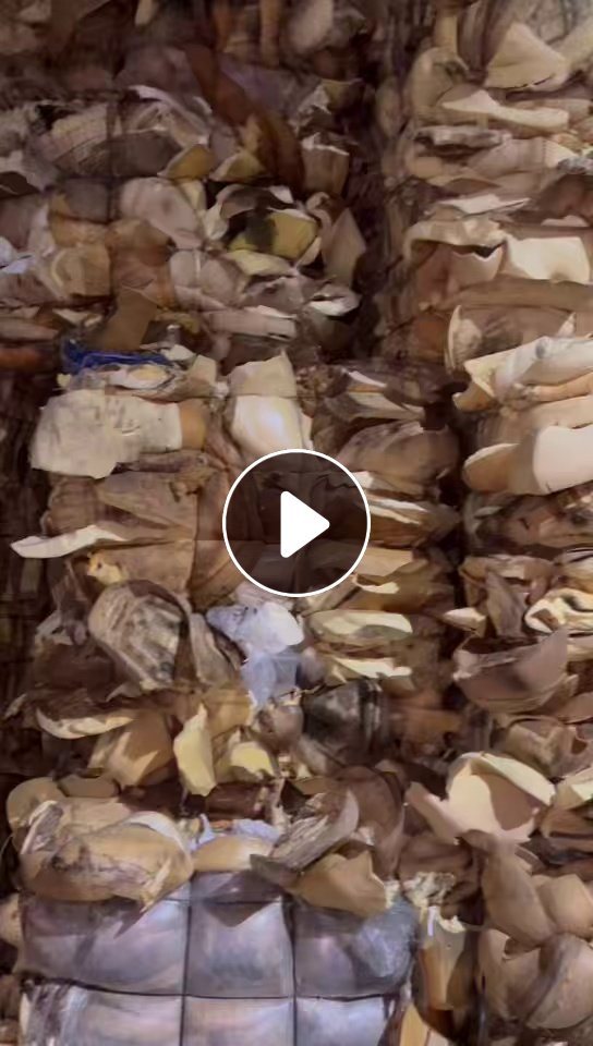 长期出售汽车坐垫海绵，废海绵，各种海绵边角料，现货有3个柜