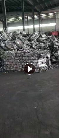 出售铝塑膜废塑料，吨包内衬，装过电池粉下来的，没有清洗过，月供300吨