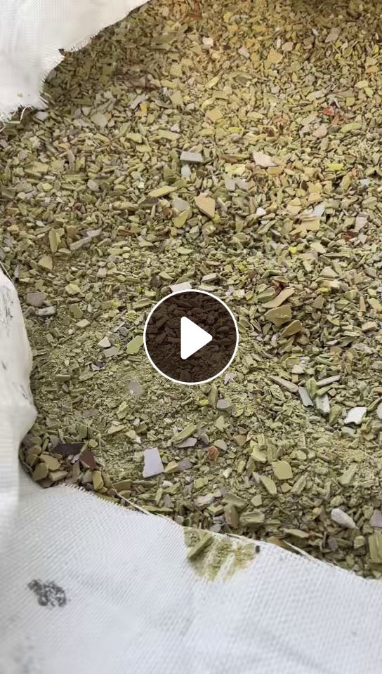 出售PVC墙板破碎料，纯黄发泡，干破的，现货二十几吨