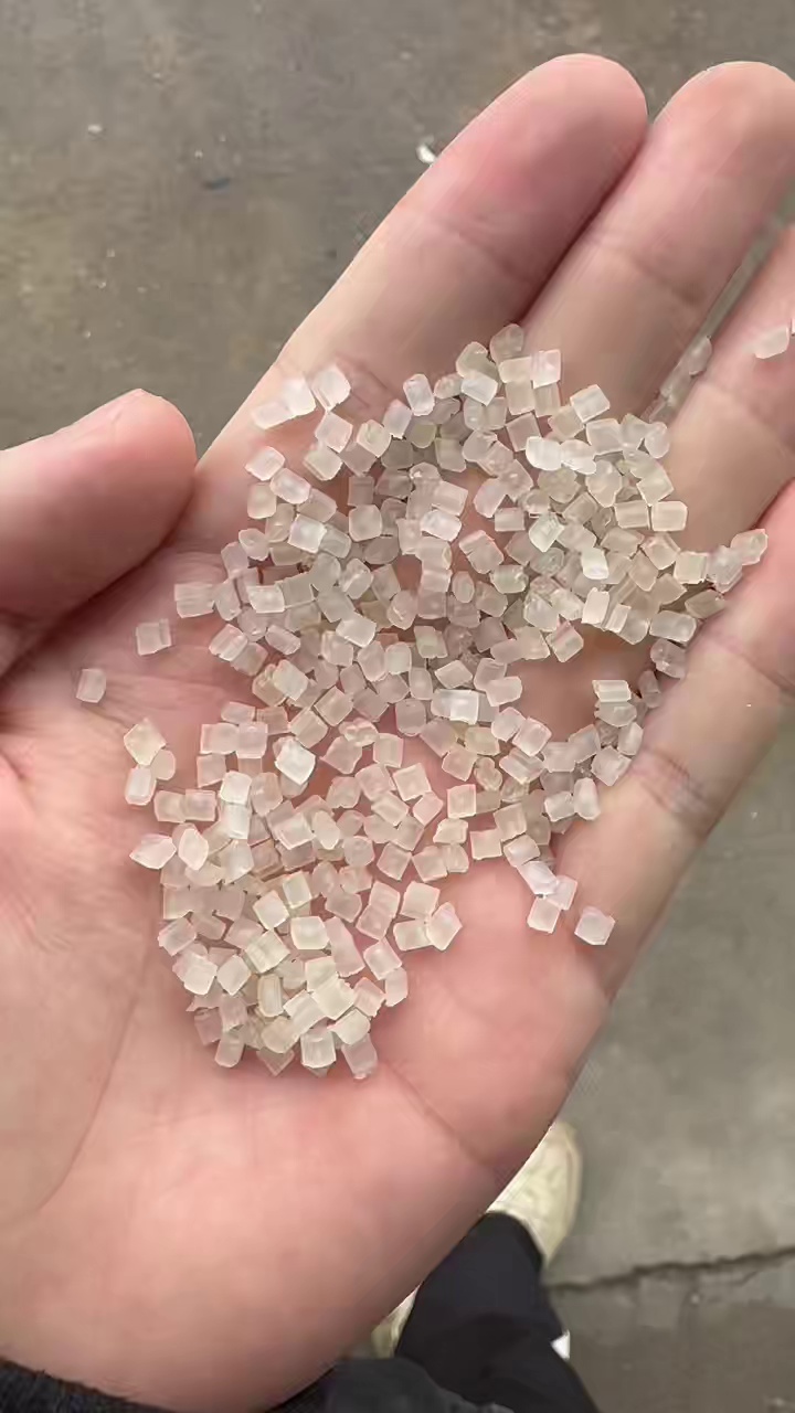 长期出售PP颗粒，PP餐盒颗粒（一级，二级，特级都有），每月1000吨