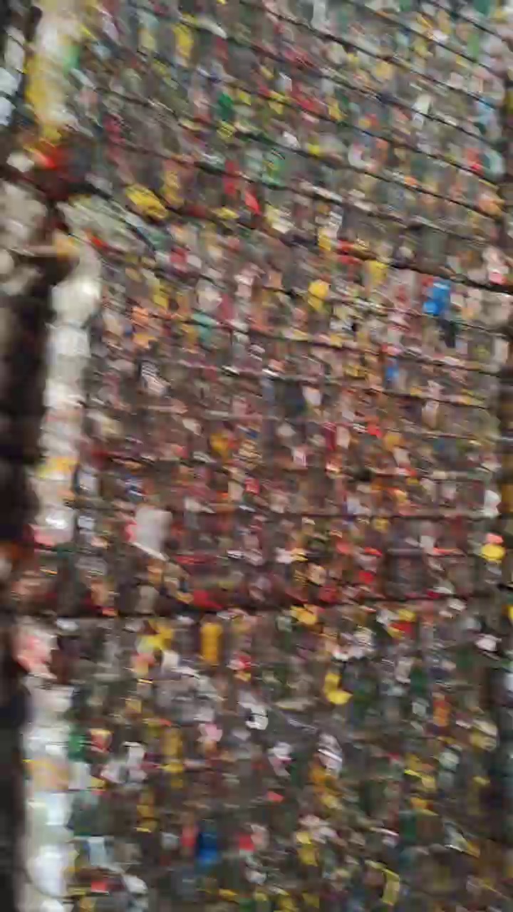 大量出售饭盒压块，餐盒压块