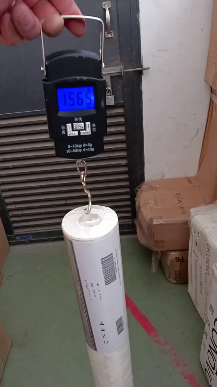 出售PVC墙纸卷筒料，基本是全新的，现货9.6一车