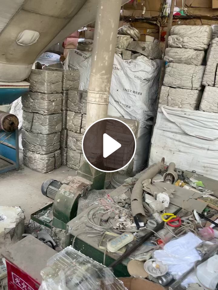 出售EPS热熔块，现货一车6.8米的量，长期有货