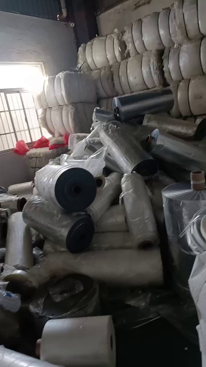 出售pe复合pet膜，现货有30吨，可以用来做扫把丝