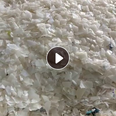 出售PE酱油壶破碎料，清洗干净，长期有货