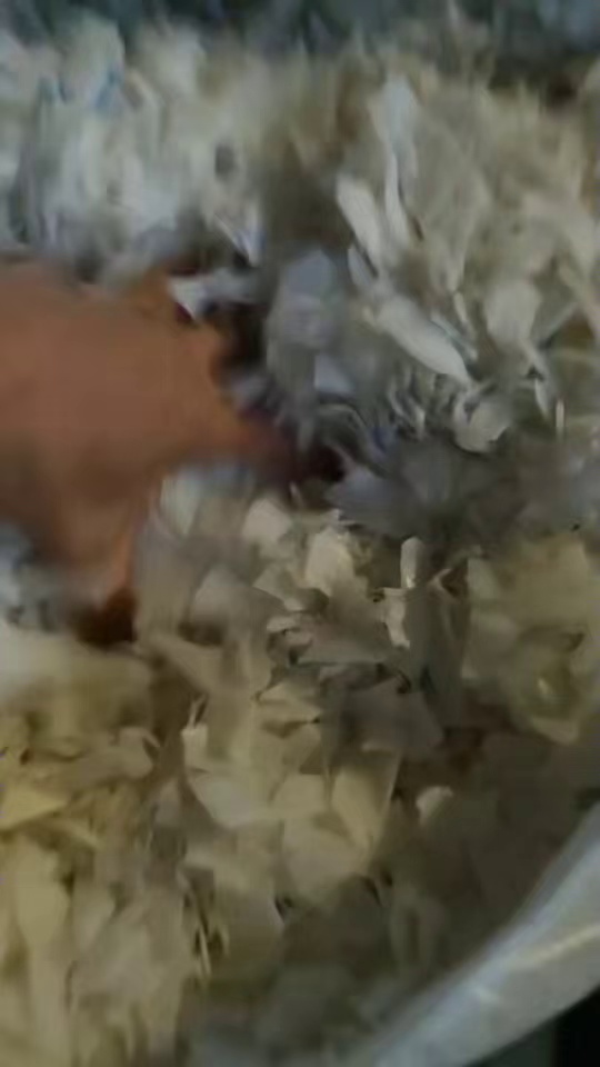 长期出售干粉输液瓶破碎料