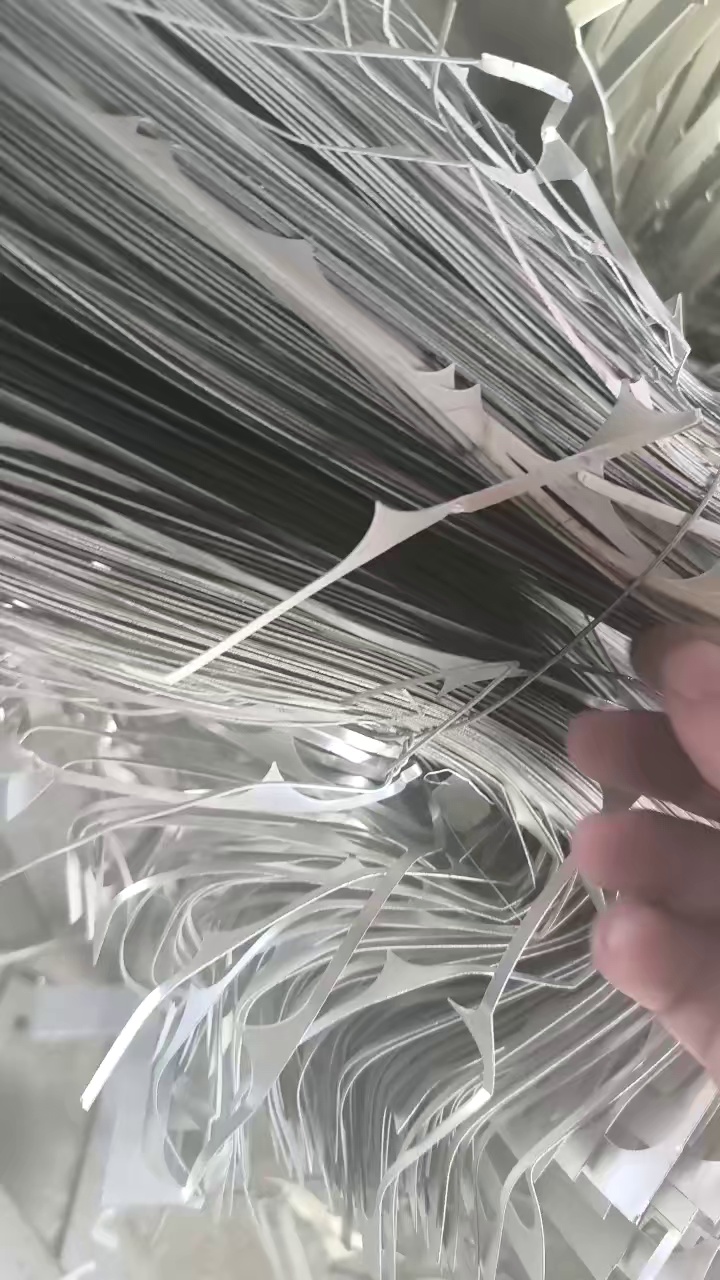 出售铝基板边料，现货一车