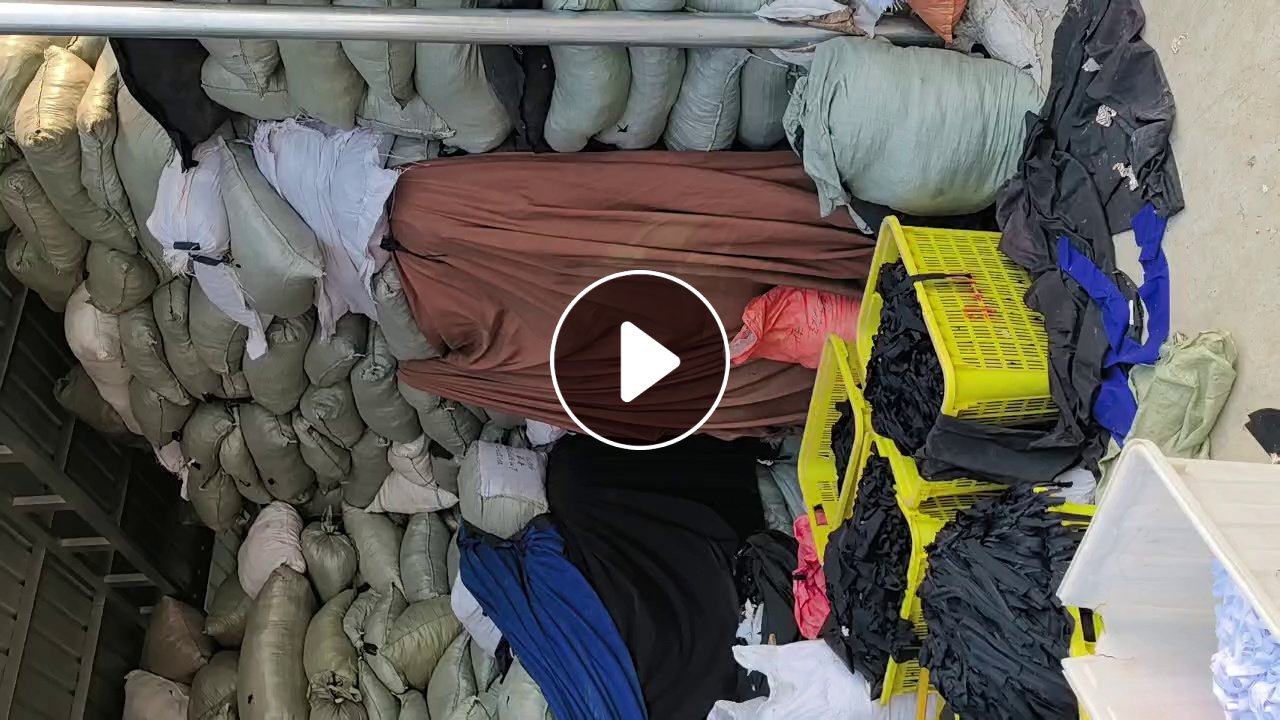 长期出售废布，涤纶废布，氨纶废布，锦纶废布，纯棉废布，浅色，混色，白色都有
