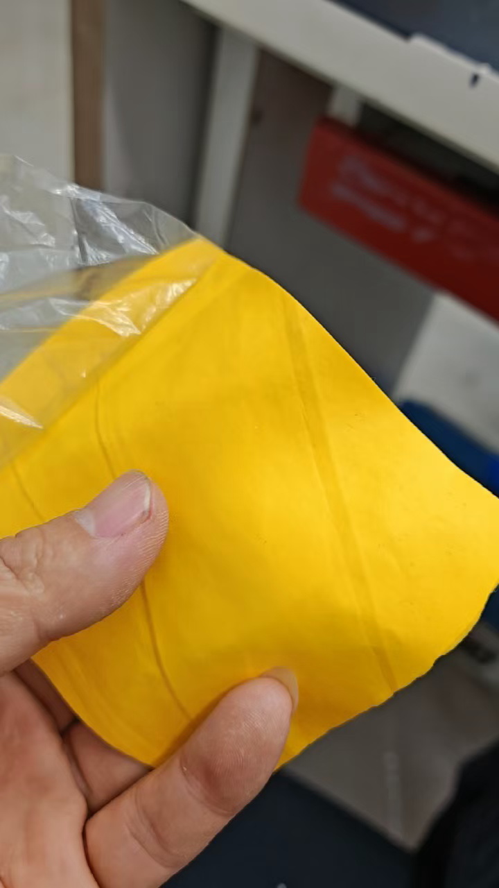 长期回收库存PU皮革，要一面有带点黏性的，回去加工羽毛球拍缠把防滑布条用，在河北沧州