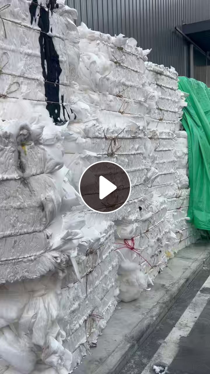 长期出售汽车隔音棉，涤纶复合一层丙纶无纺布，100吨里面会有几百公斤黑色的，月供200吨