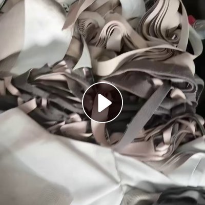 出售PVC沙发革边角料，新厂家后面量会大