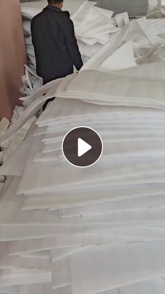 长期大量出售大白珍珠棉颗粒，比亚迪工厂料，每天两吨   80目60目两层