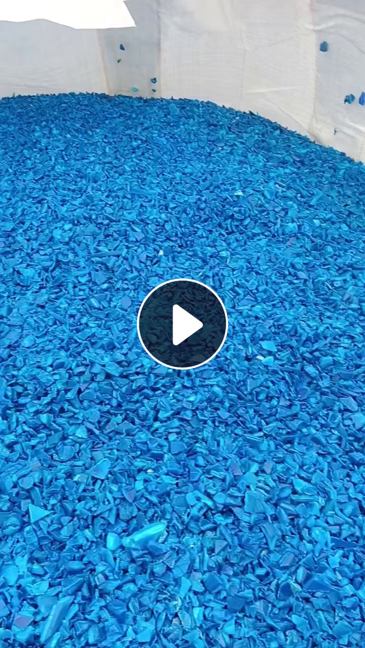 出售纯大蓝桶破碎料，可以直接注塑，月供200吨