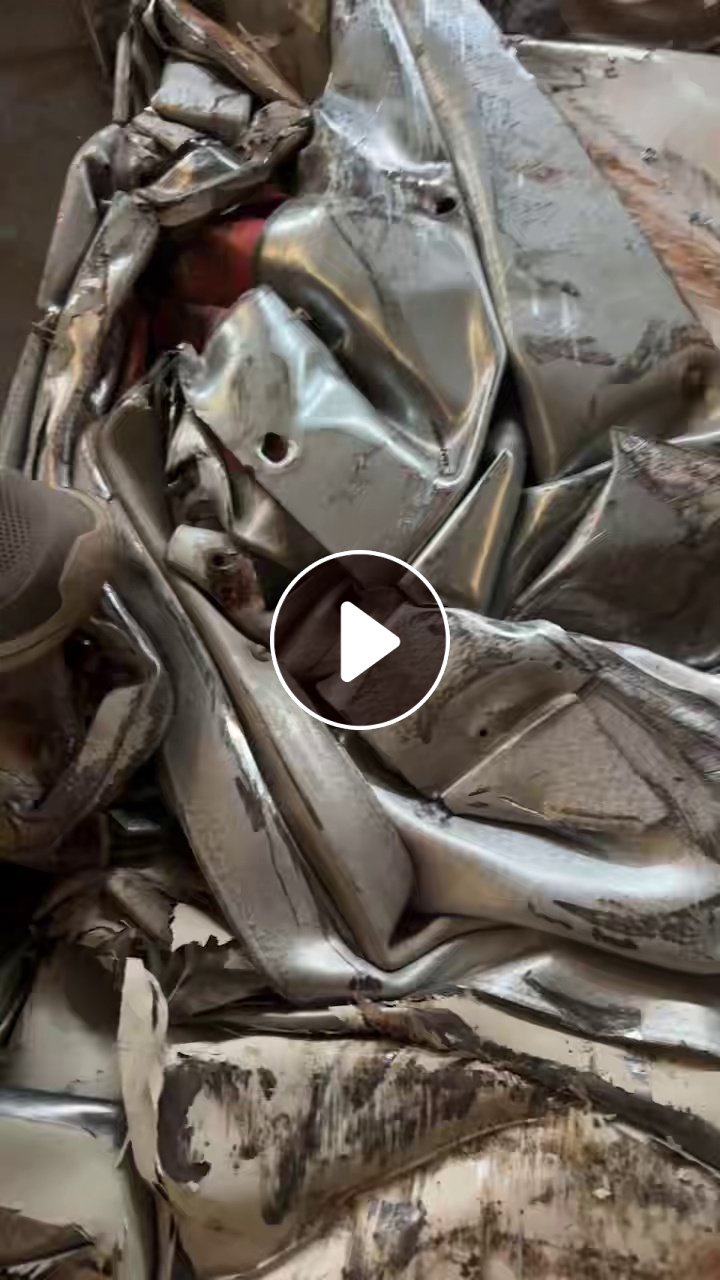 出售废铁压块，现货500吨左右